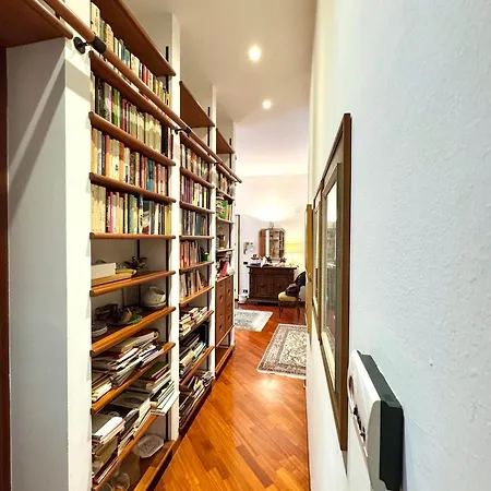 Two Flats In Santa Croce Apartamento